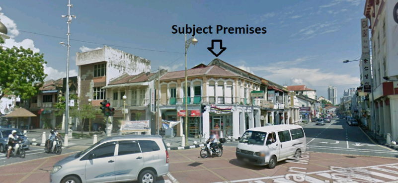 4 adjoined prewar shophouses on the corner of Pitt Street and Chulia Street